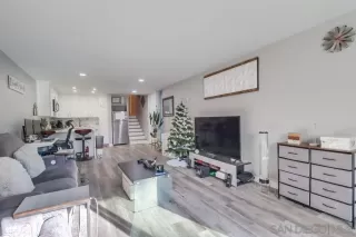 Photo #5: 230023116 Listing