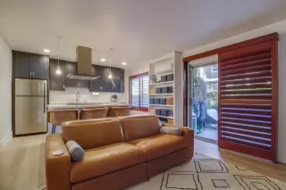 Photo #4: 230023130 Listing 