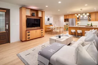 Photo #3: 230023166 Listing