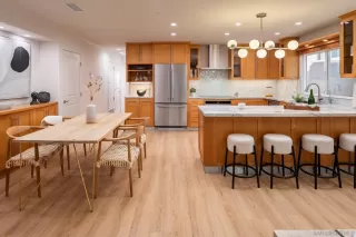 Photo #5: 230023166 Listing