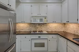 Photo #6: 230023186 Listing 