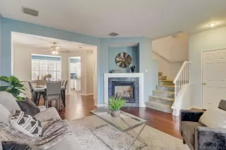 Photo #1: 230023193 Listing 