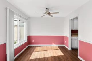 Photo #3: 230023202 Listing