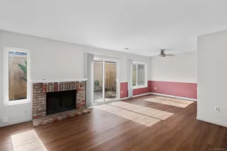 Photo #4: 230023202 Listing