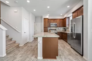 Photo #4: 230023214 Listing