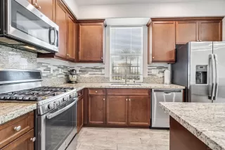 Photo #5: 230023214 Listing