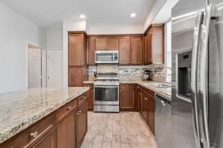 Photo #6: 230023214 Listing