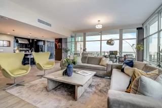 Photo #4: 230023220 Listing