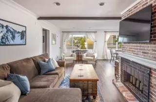 Photo #5: 230023241 Listing