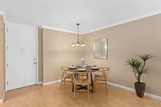 Photo #6: 230023265 Listing