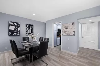 Photo #6: 230023267 Listing