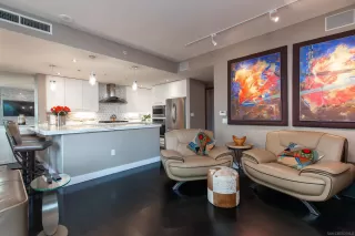 Photo #4: 230023273 Listing