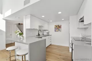 Photo #4: 230023300 Listing