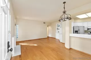 Photo #4: 230023306 Listing 