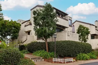 Photo #2: 230023335 Listing