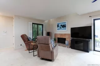 Photo #5: 230023335 Listing