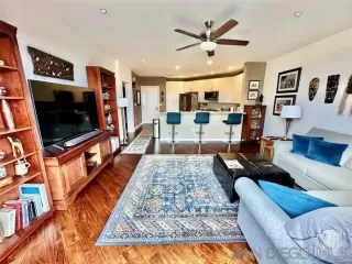 Photo #4: 230023364 Listing 