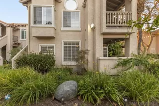 Photo #3: 230023368 Listing