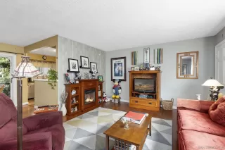 Photo #5: 230023383 Listing