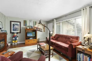 Photo #6: 230023383 Listing