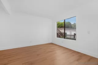 Photo #4: 230023390 Listing