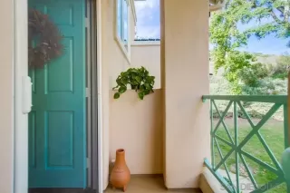 Photo #3: 230023411 Listing 