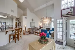 Photo #4: 230023411 Listing 