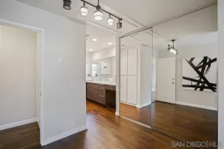 Photo #4: 230023445 Listing