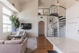 Photo #1: 230023449 Listing 