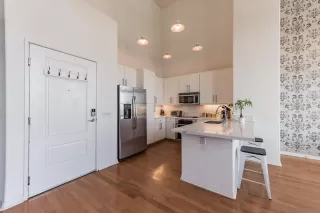 Photo #3: 230023449 Listing 