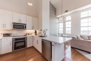 Photo #4: 230023449 Listing 