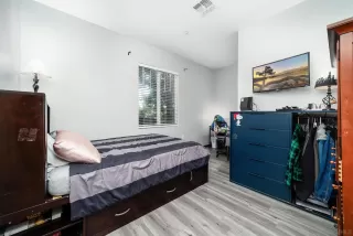 Photo #5: 230023454 Listing