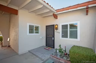 Photo #3: 230023506 Listing 