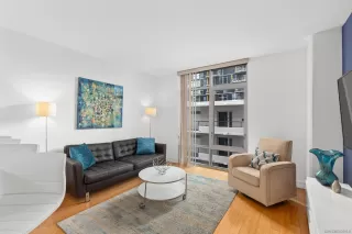 Photo #2: 230023509 Listing