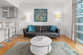 Photo #4: 230023509 Listing