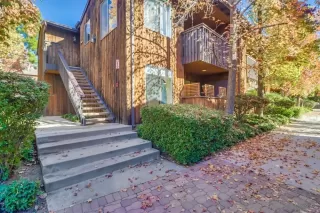 Photo #3: 230023517 Listing 