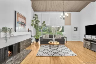 Photo #4: 230023533 Listing