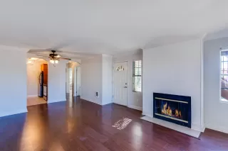 Photo #2: 230023539 Listing 