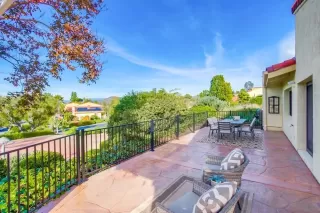 Photo #4: 230023552 Listing