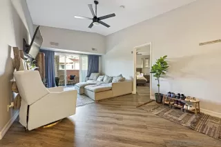 Photo #1: 230023554 Listing