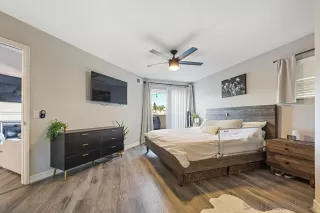 Photo #4: 230023554 Listing
