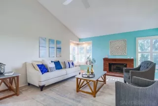 Photo #1: 230023589 Listing