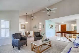 Photo #6: 230023589 Listing