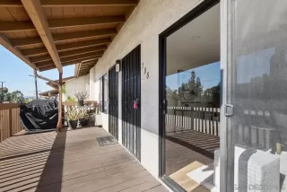 Photo #5: 230023615 Listing