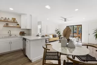 Photo #6: 230023615 Listing