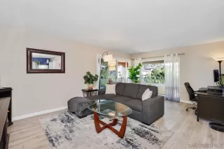 Photo #3: 230023635 Listing