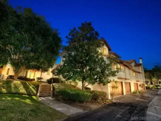 Photo #4: 230023639 Listing