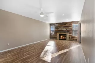 Photo #1: 230023649 Listing