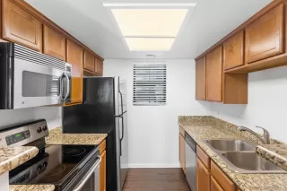 Photo #4: 230023649 Listing