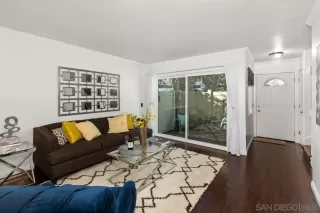 Photo #3: 230023657 Listing